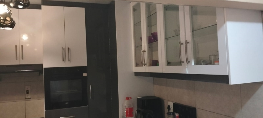 2 Bedroom Property for Sale in Meiringspark North West